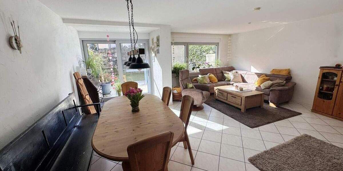 Reihenmittelhaus Obersulm Willsbach - 5 Zimmer, 121 m&sup2;, 449.000&euro; | Angebot:25682759