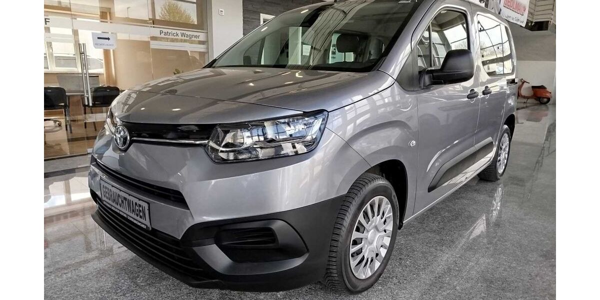 Toyota Proace City 19.600 km 19.380 &euro; Schwabmünchen 86830