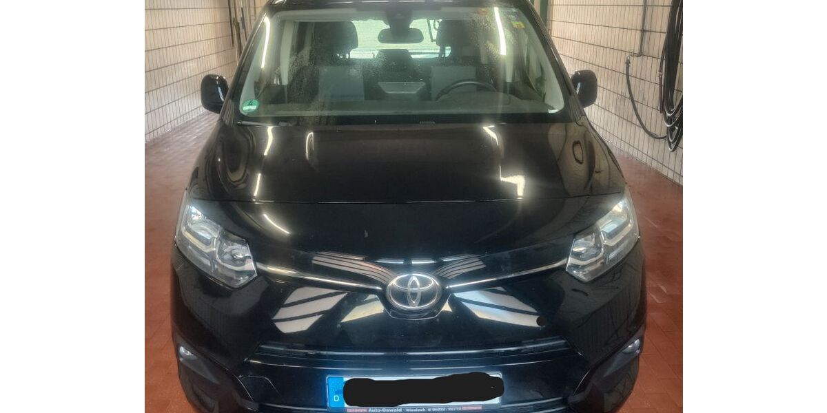 Toyota Proace City 81.000 km 17.999 &euro; Ludwigsburg 71642