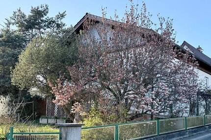 Haus Coburg Bertelsdorf - 8 Zimmer, 348.000&euro; | Angebot:26741620