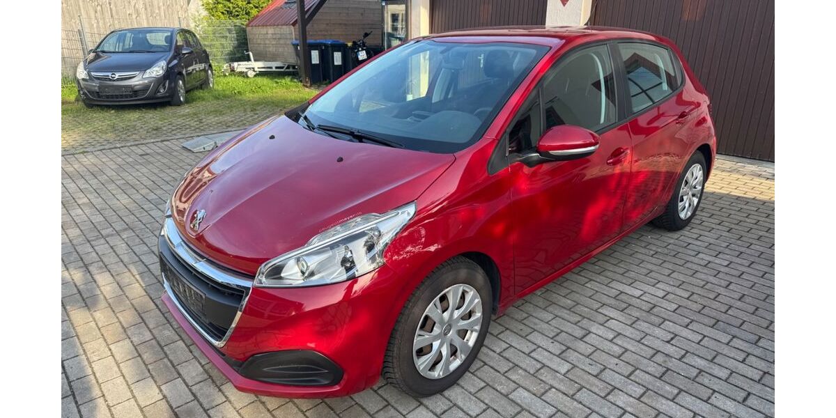 Peugeot 208 205.805 km 5.900 &euro; Apfeldorf 86974
