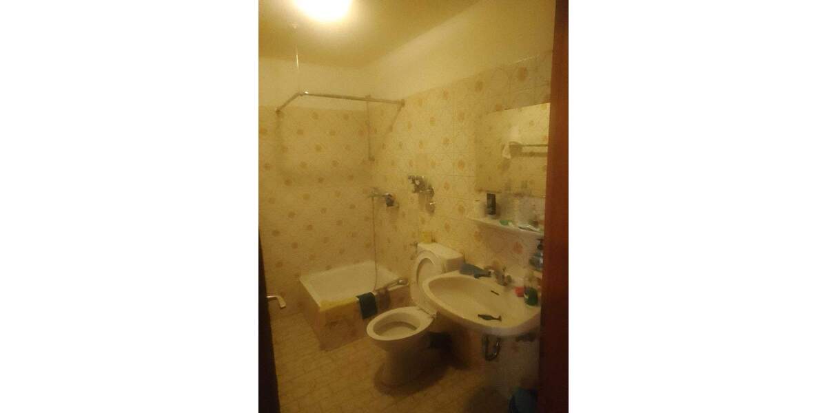 EinZimmerAppartement mit eigenem Stellplatz plus Tiefgaragenplatz !! 1 zimmer