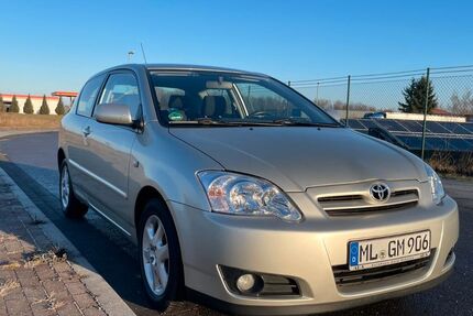 Toyota Corolla 122.200 km 4.999 &euro; Halle 06116