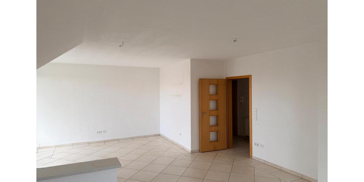 Dachgeschoßwohnung Schloß Holte-Stukenbrock Stukenbrock - 3 Zimmer, 82 m&sup2;, 249.000&euro; | Angebot:23190968