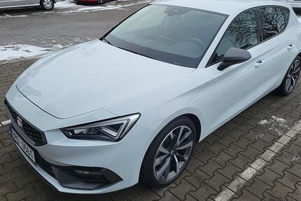 Seat Leon 64.552 km 20.950 &euro; Köthen 06366