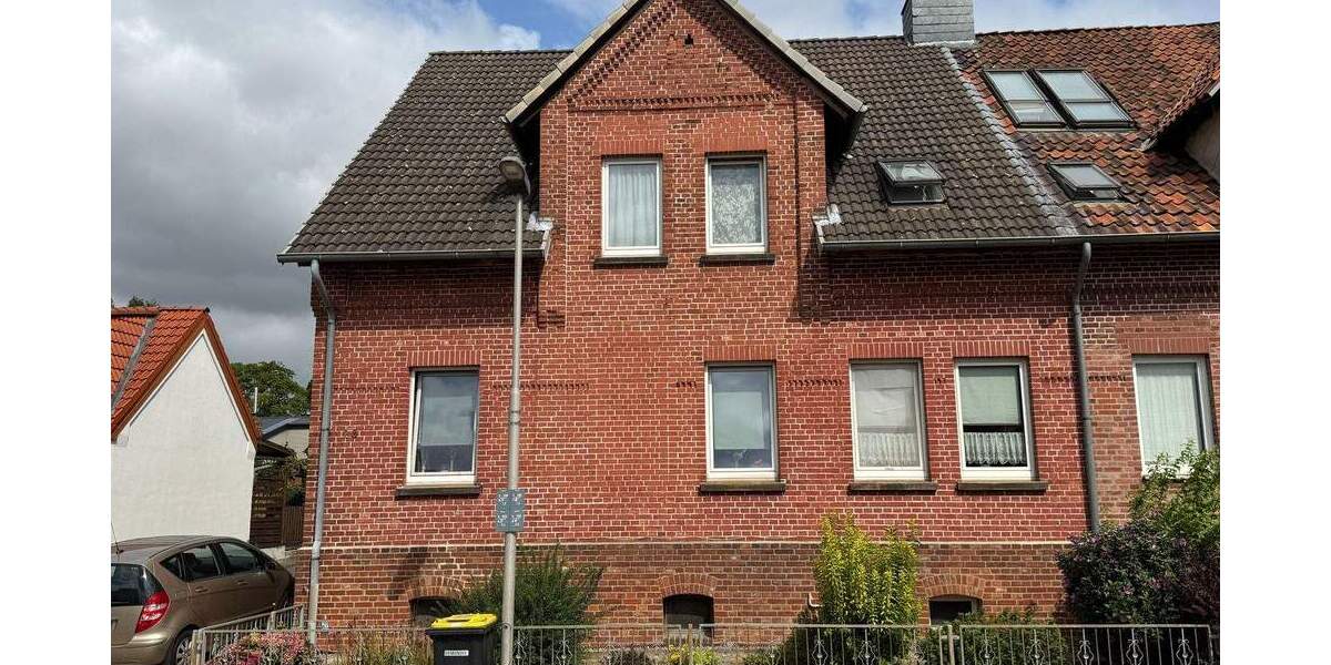 Doppelhaushälfte Bad Nenndorf - 6 Zimmer, 170 m&sup2;, 199.000&euro; | Angebot:24992333