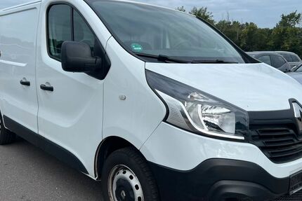 Renault Trafic 90.891 km 7.990 &euro; Wildau 15745