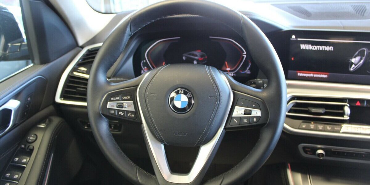 BMW X5 xDrive30d xLine 31.240 km 49.980 &euro; Euskirchen 53881
