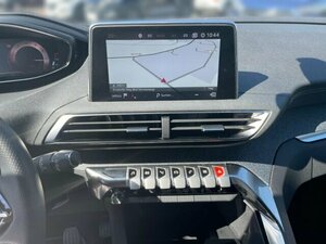 Peugeot 3008 Allure 1.2 PureTech 130 EU6d+Panorama+Focal P 30.750 km 20.950 € Bad Wünnenberg 33181