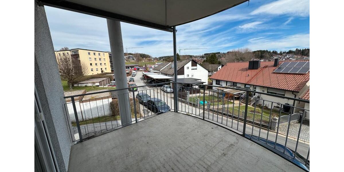 Etagenwohnung Regen - 3 Zimmer, 76 m&sup2;, 540&euro; | Angebot:26071638