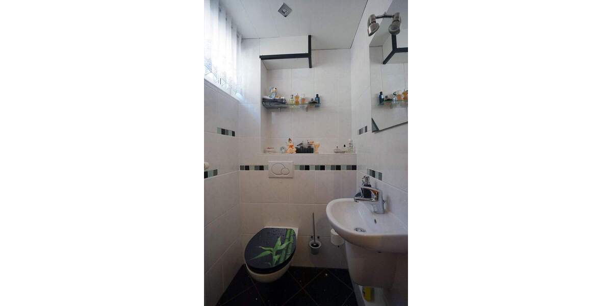 Kralenriede - Solide Doppelhaushälfte mit Gartengrundstück 4 zimmer