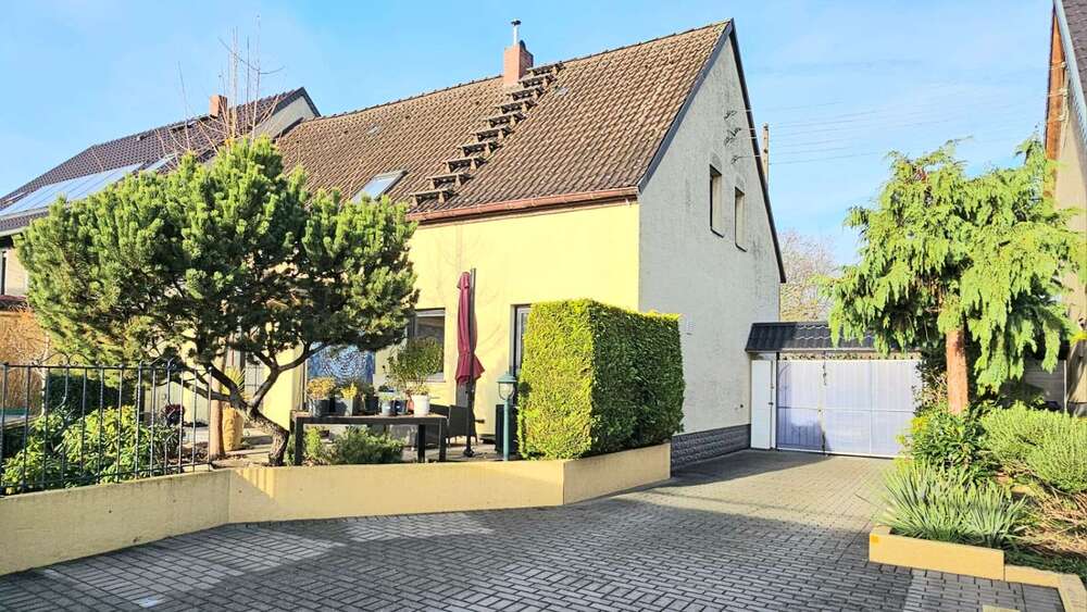 Einfamilienhaus Gräfenhainichen - 7 Zimmer, 171 m&sup2;, 230.000&euro; | Angebot:24399694