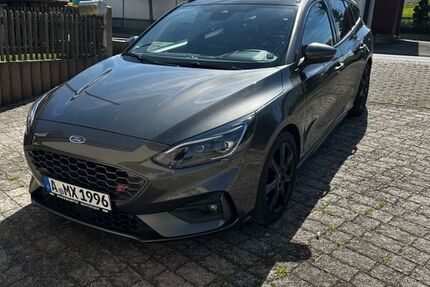 Ford Focus 82.146 km 21.950 &euro; Langweid am Lech 86462