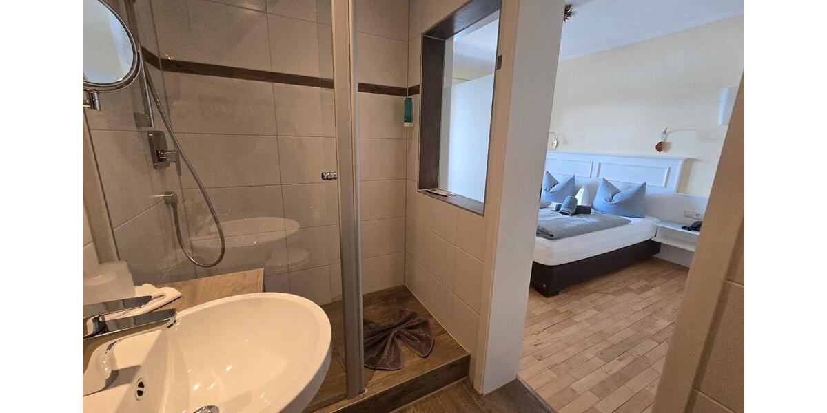 Einfamilienhaus Lindenberg im Allgäu - 18 Zimmer, 1.900 m&sup2;, 2.050.000&euro; | Angebot:27093760