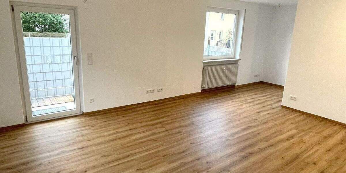 2-Zi. Erdgeschosswohnung in zentraler Lage mit Einbauküche - 2024 saniert 2 zimmer