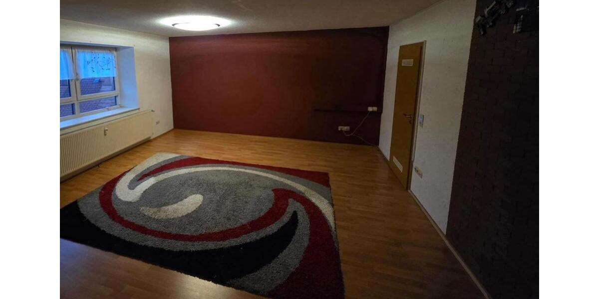 große geräumige Wohnung 3-4 Zimmer Wohnung mit offener Küche 4 zimmer