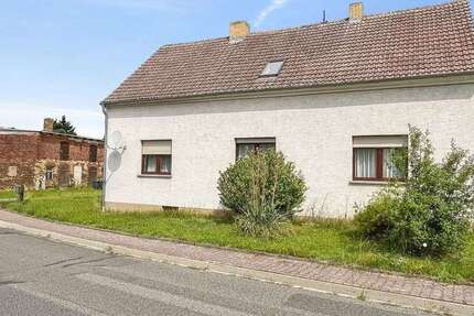 Haus zum Kaufen in Plessa 149.000 € 179.69 m² 6 zimmer