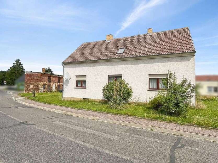 Haus zum Kaufen in Plessa 149.000 € 179.69 m² 6 zimmer
