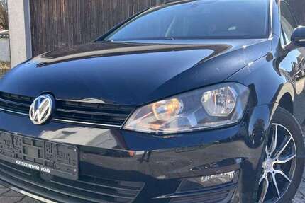 VW Golf 158.994 km 8.379 &euro; Ötisheim 75443