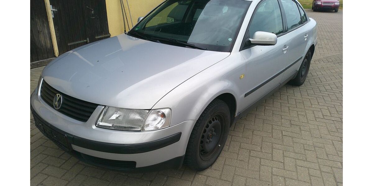 VW Passat 144.000 km 1.850 &euro; Neddemin 17039
