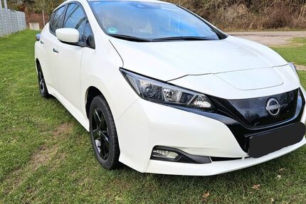 Nissan Leaf 39.000 km 14.500 &euro; Kiel 24145