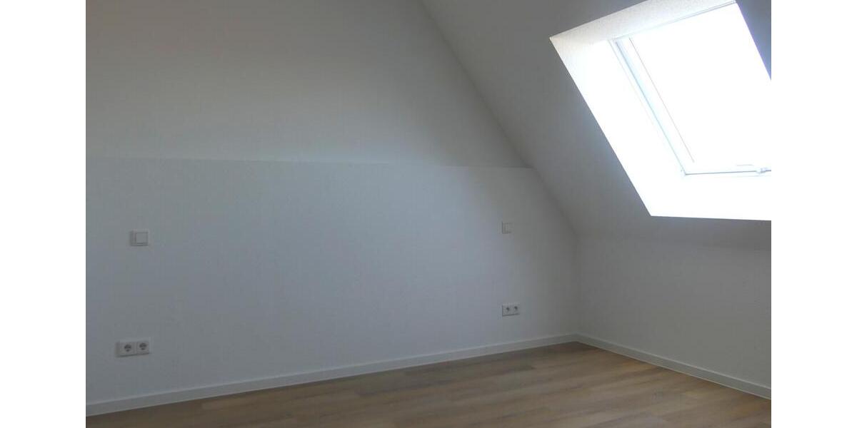 Etagenwohnung Waghäusel - 3 Zimmer, 115 m&sup2;, 1.580&euro; | Angebot:26301748