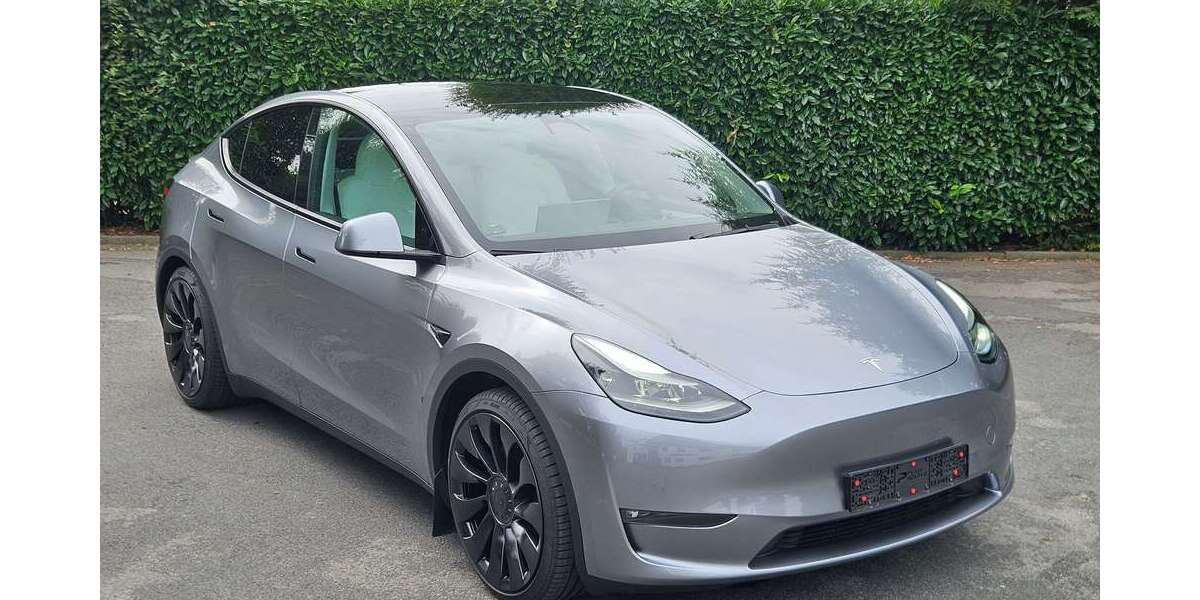Tesla Model Y 24.995 km 41.250 &euro; Bielefeld 33659