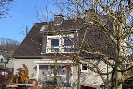 Haus zum Kaufen in Witten 470.000 € 140 m² 8 zimmer