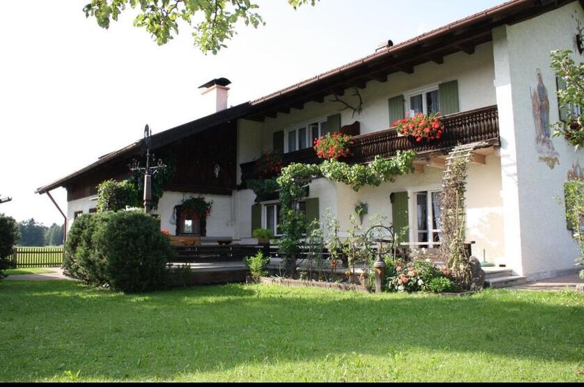 Einfamilienhaus für Familie oder WG zu vermieten