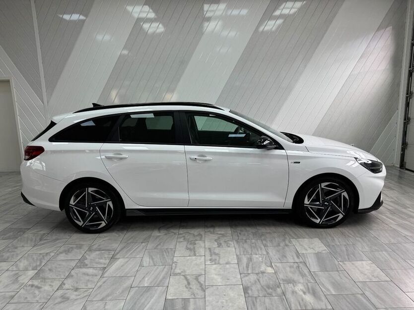 i30