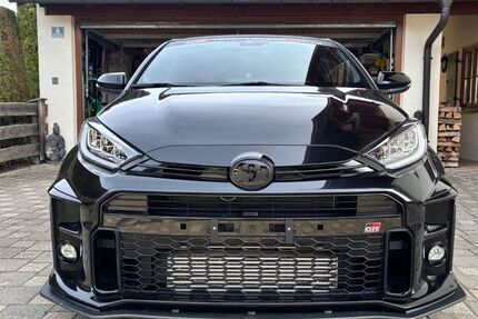 Toyota Yaris 63.000 km 32.500 &euro; Miesbach 83714