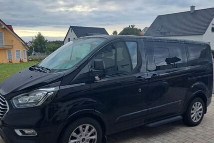Ford Tourneo Custom 48.000 km 31.899 &euro; Haag 95473