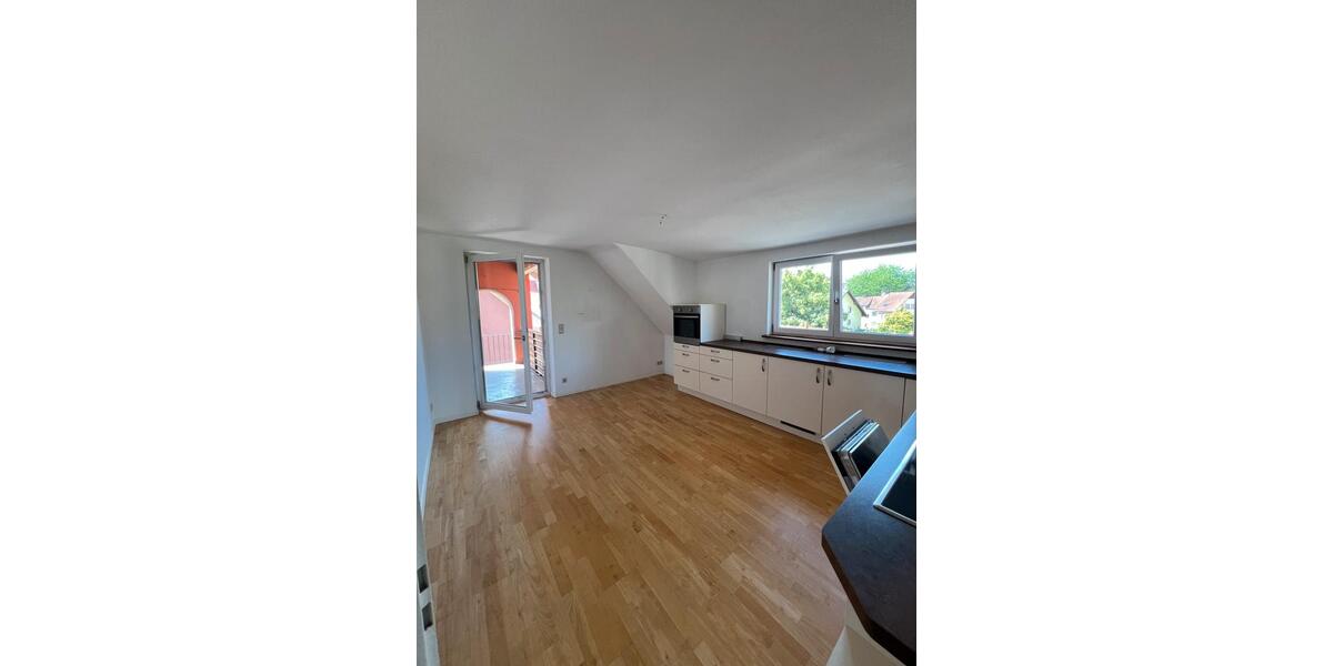 Dachgeschoßwohnung Offenburg Rammersweier - 3.5 Zimmer, 95 m&sup2;, 356.000&euro; | Angebot:26904311