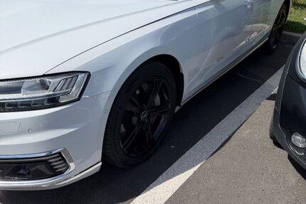 Audi A8 129.500 km 22.000 &euro; Ansbach 90522