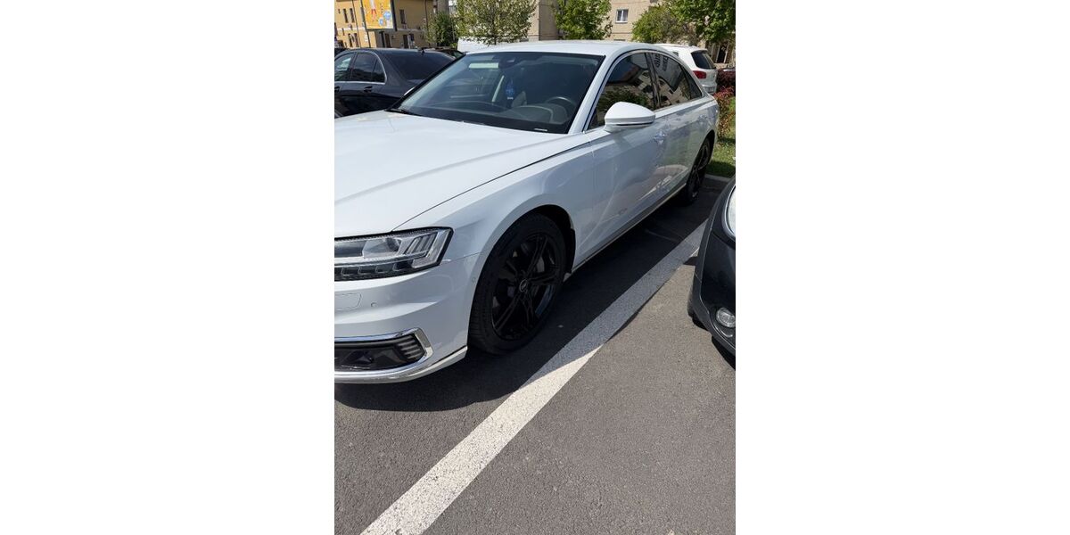 Audi A8 129.500 km 22.000 &euro; Ansbach 90522