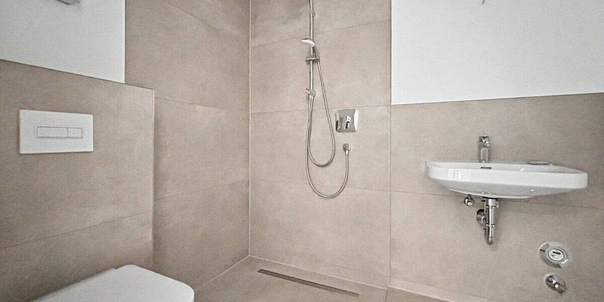 Etagenwohnung Köln Lövenich - 3 Zimmer, 70 m&sup2;, 1.400&euro; | Angebot:26648662