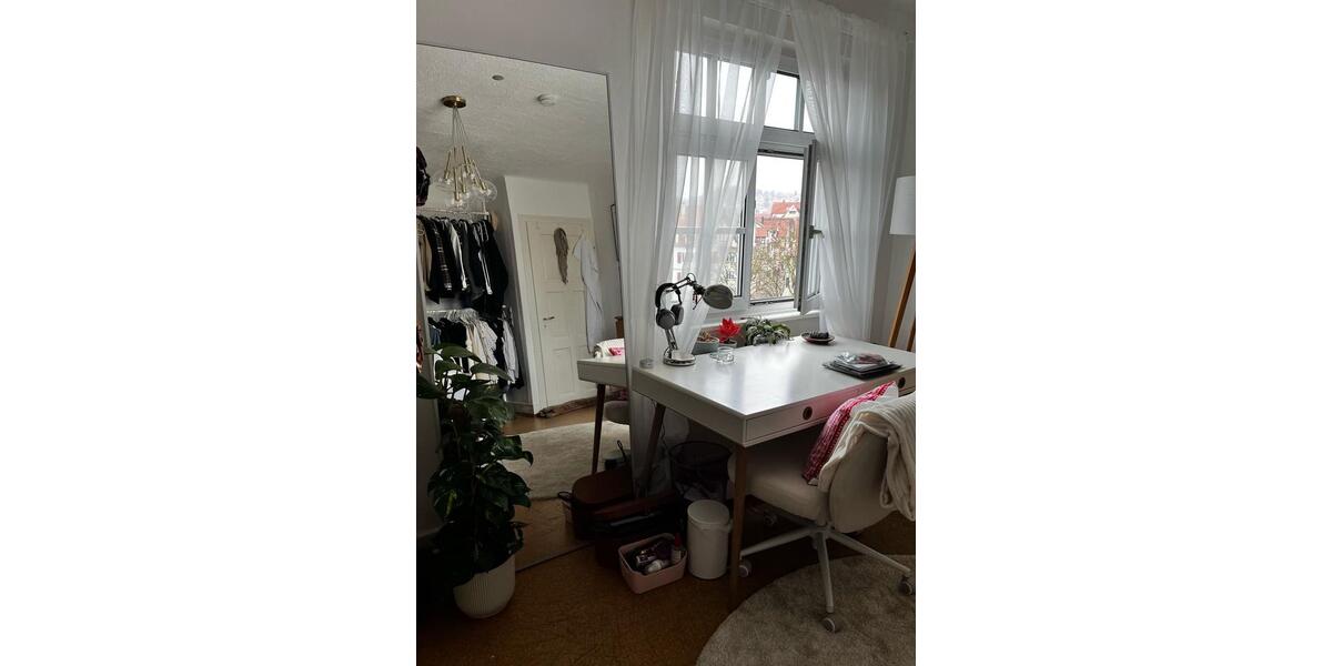 Etagenwohnung Reutlingen - 1 Zimmer, 1 m&sup2;, 550&euro; | Angebot:25657975