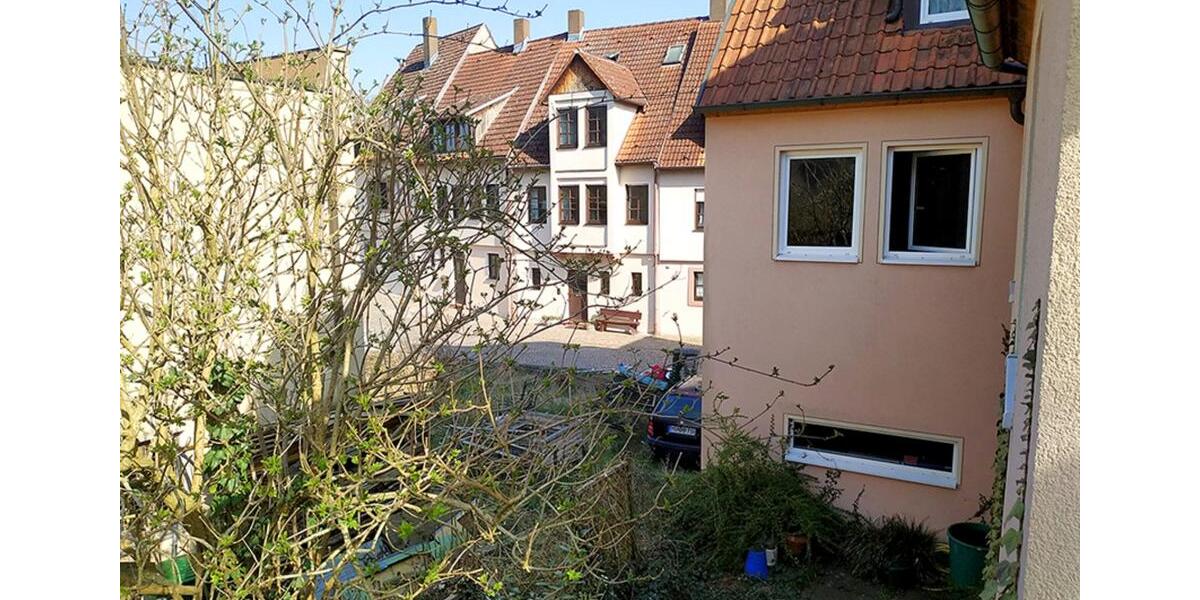 Etagenwohnung Karlstadt - 3 Zimmer, 130 m&sup2;, 1.200&euro; | Angebot:25572097