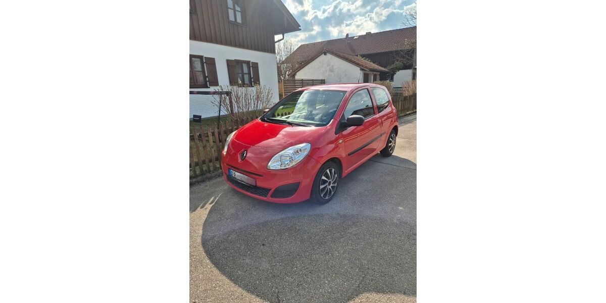 Renault Twingo 136.733 km 2.100 &euro; Kirchweidach 84558