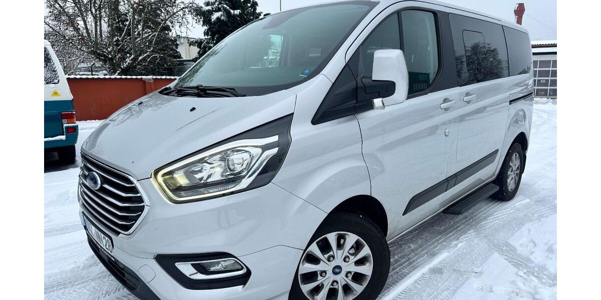 Ford Tourneo Custom 141.145 km 22.990 &euro; Neumünster 24536
