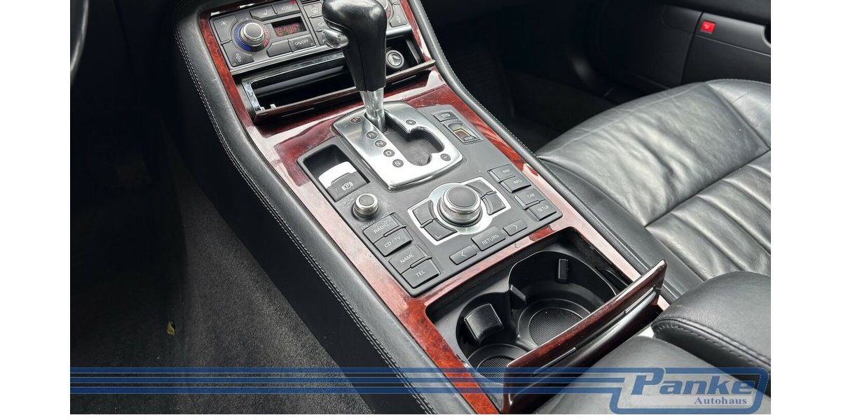 Audi A8 3.0 TDI quattro Lang*Pano*Touch ID*4xSHZ 265.860 km 6.990 &euro; Berlin 13187