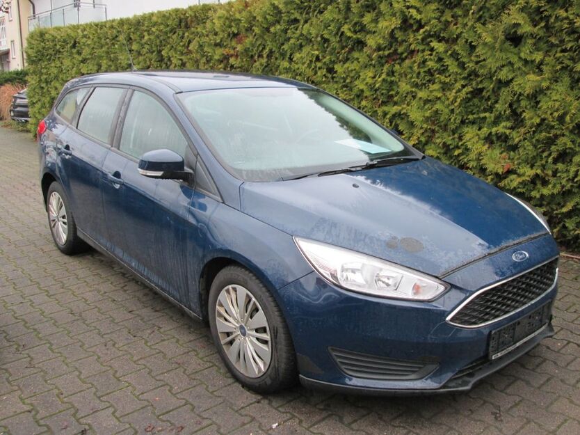 Ford Focus 85.100 km 10.700 € Niederlauer 97618