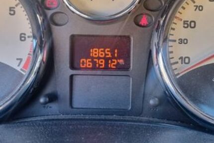 Peugeot 207 68.000 km 6.900 &euro; Bonn 53129