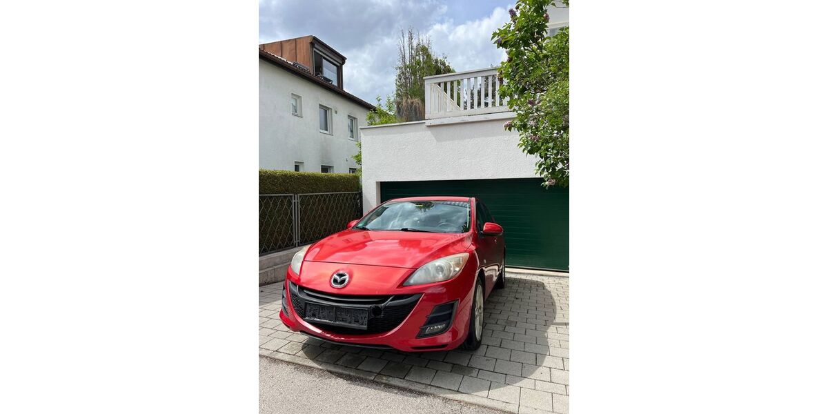Mazda 3 258.000 km 2.000 &euro; München 81827