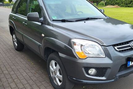 Kia Sportage 158.000 km 4.650 &euro; Mücke 35325