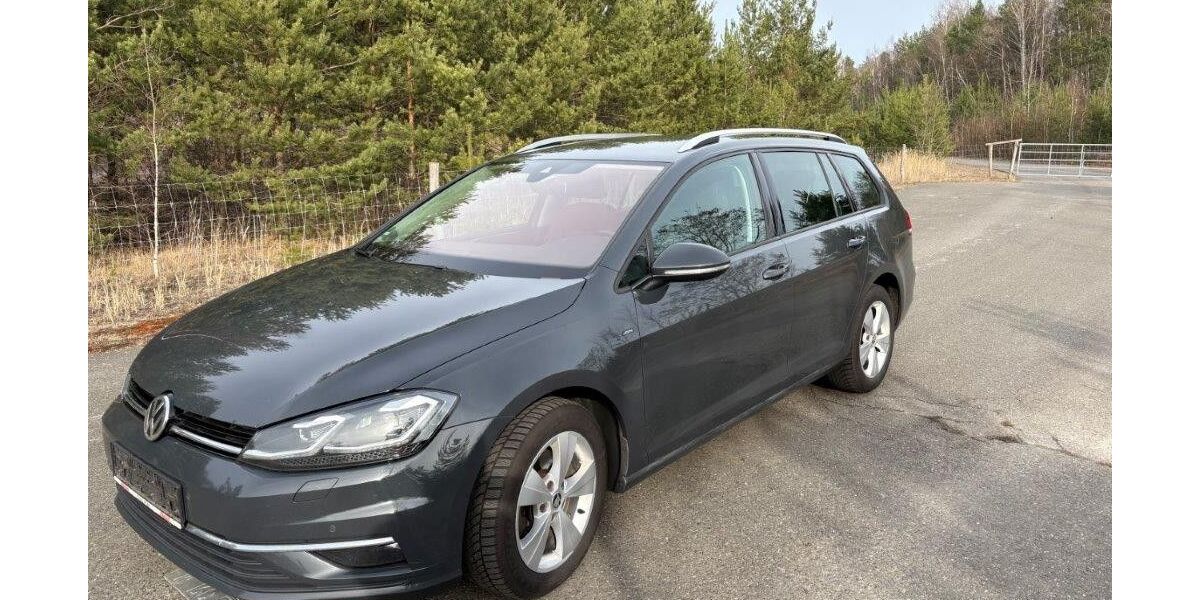 VW Golf 299.000 km 7.950 &euro; Senftenberg 01968