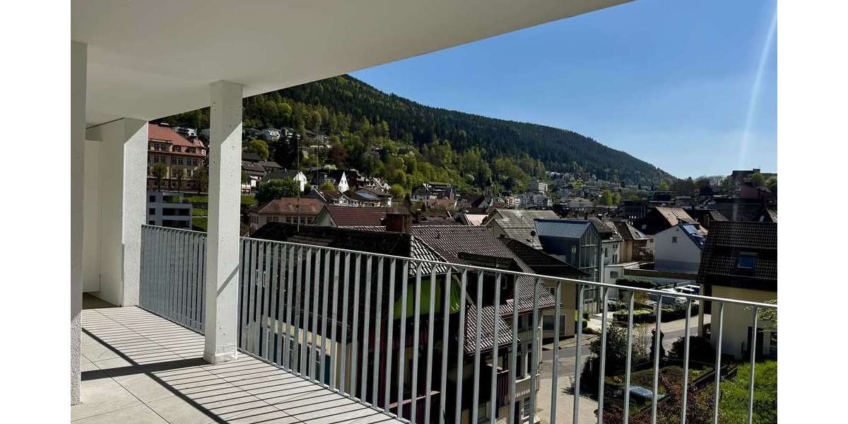 Etagenwohnung Bad Wildbad - 3 Zimmer, 97 m&sup2;, 450.000&euro; | Angebot:26362882