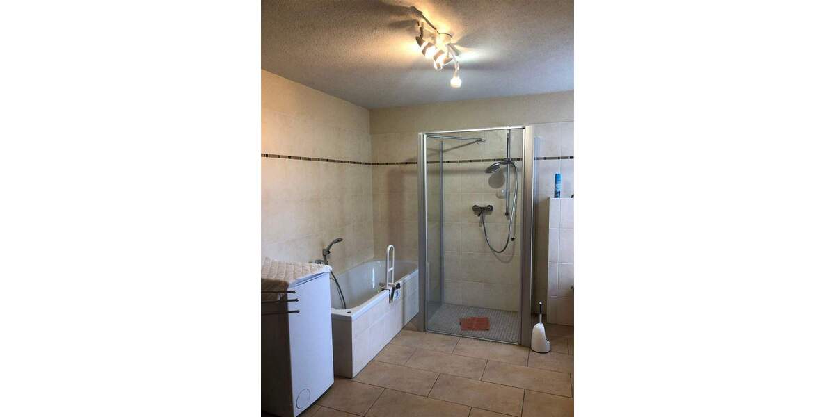 Einfamilienhaus Heldrungen Heldrungen - 5 Zimmer, 136 m&sup2;, 115.000&euro; | Angebot:25678595