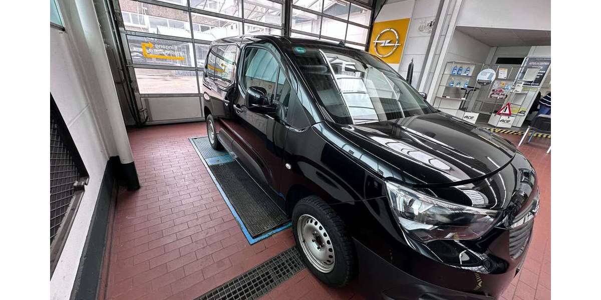 Opel Combo 25.145 km 14.994 &euro; Dettingen 72581