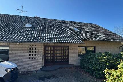 Haus Lage Hörste - 8 Zimmer, 250 m&sup2;, 1.600&euro; | Angebot:26545492